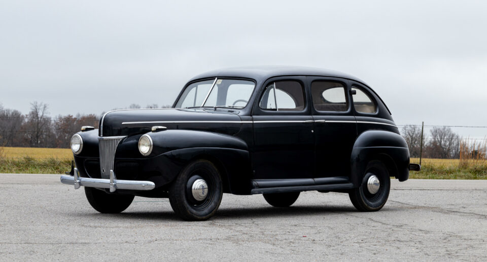 1941 Ford Model 11-A Special Deluxe Sedan