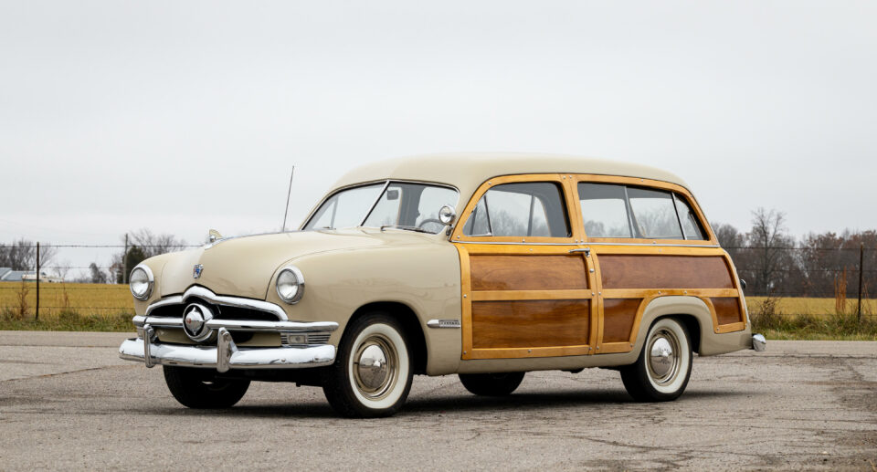 1950 Ford Custom Deluxe Station Wagon