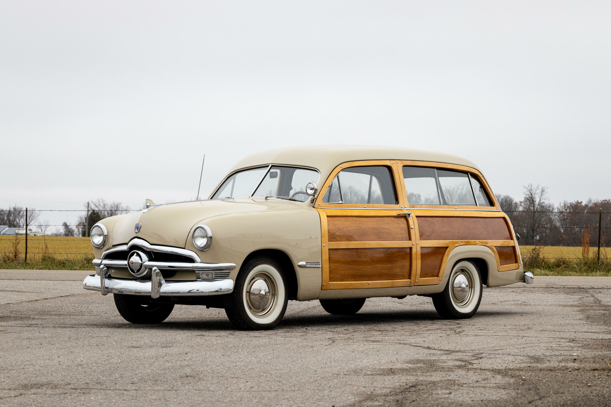 1950 Ford Custom Deluxe Station Wagon