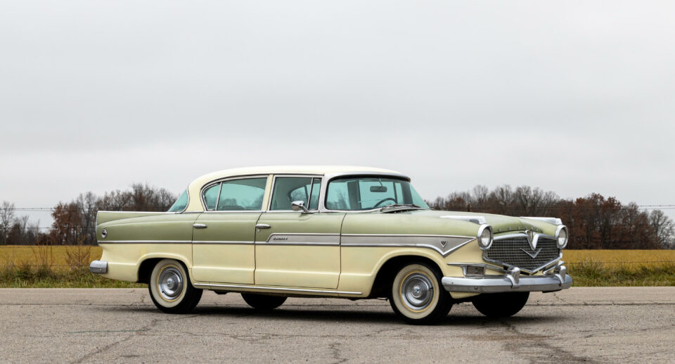 1957 Hudson Hornet V8 Custom Sedan