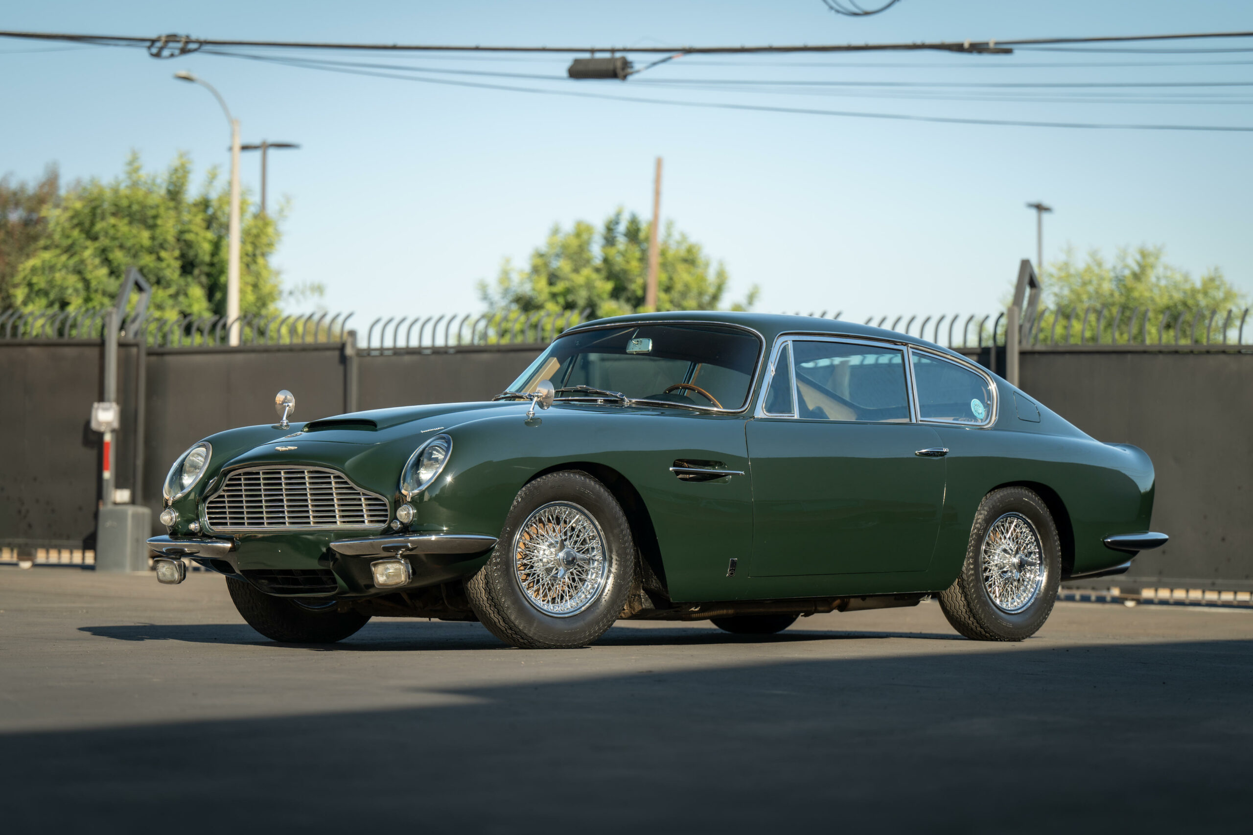 1966 Aston Martin DB6 Sports Saloon