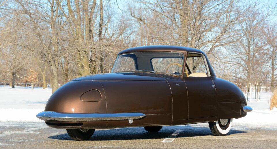 1948 Davis Divan